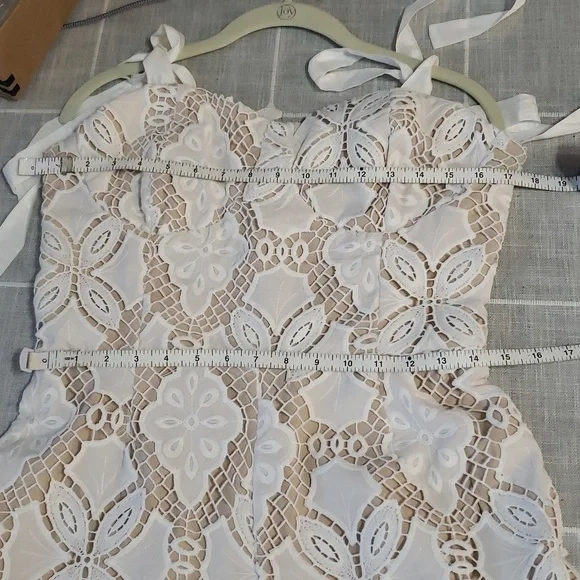 NWT NY&Co Women's Just Me Tie Strap Sweetheart Neckline Crochet Jumpsuit, Size L - Picture 12 of 17